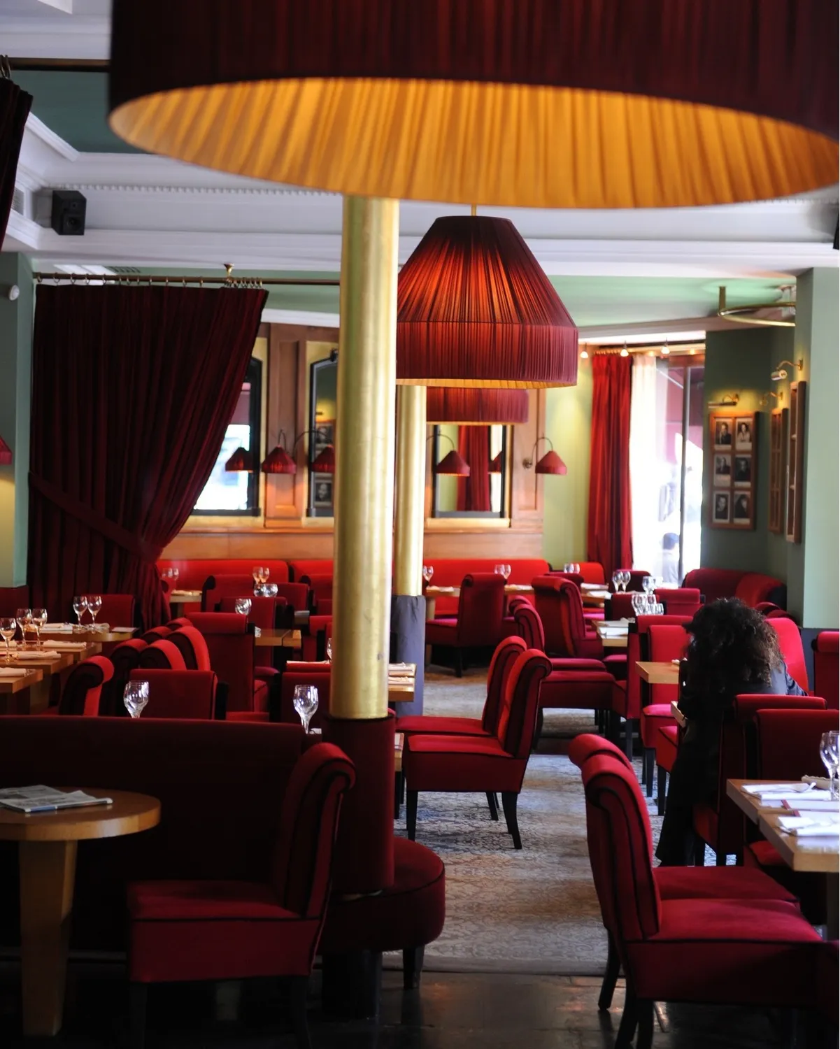 Café Ruc brasserie Paris