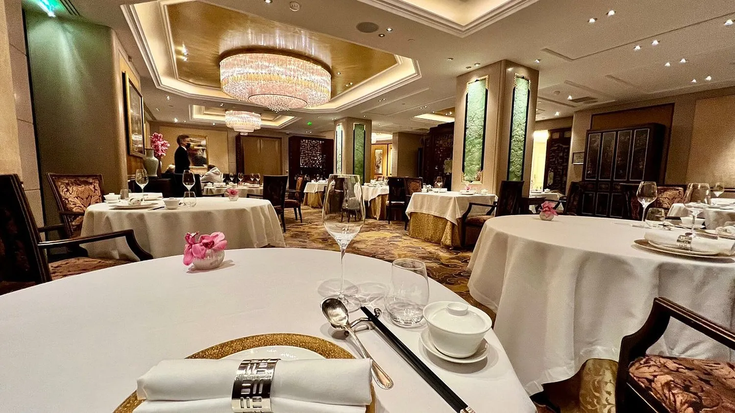 Shang Palace restaurant Paris