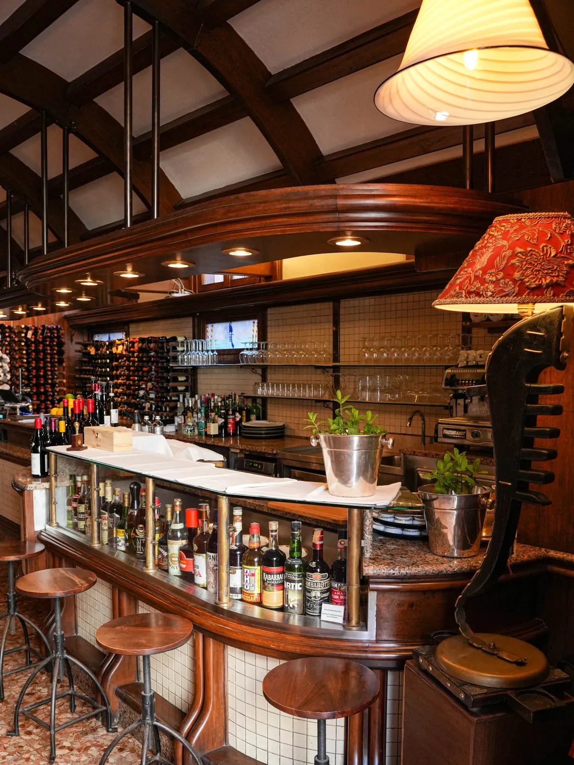 Ai Gondolieri restaurant Venise