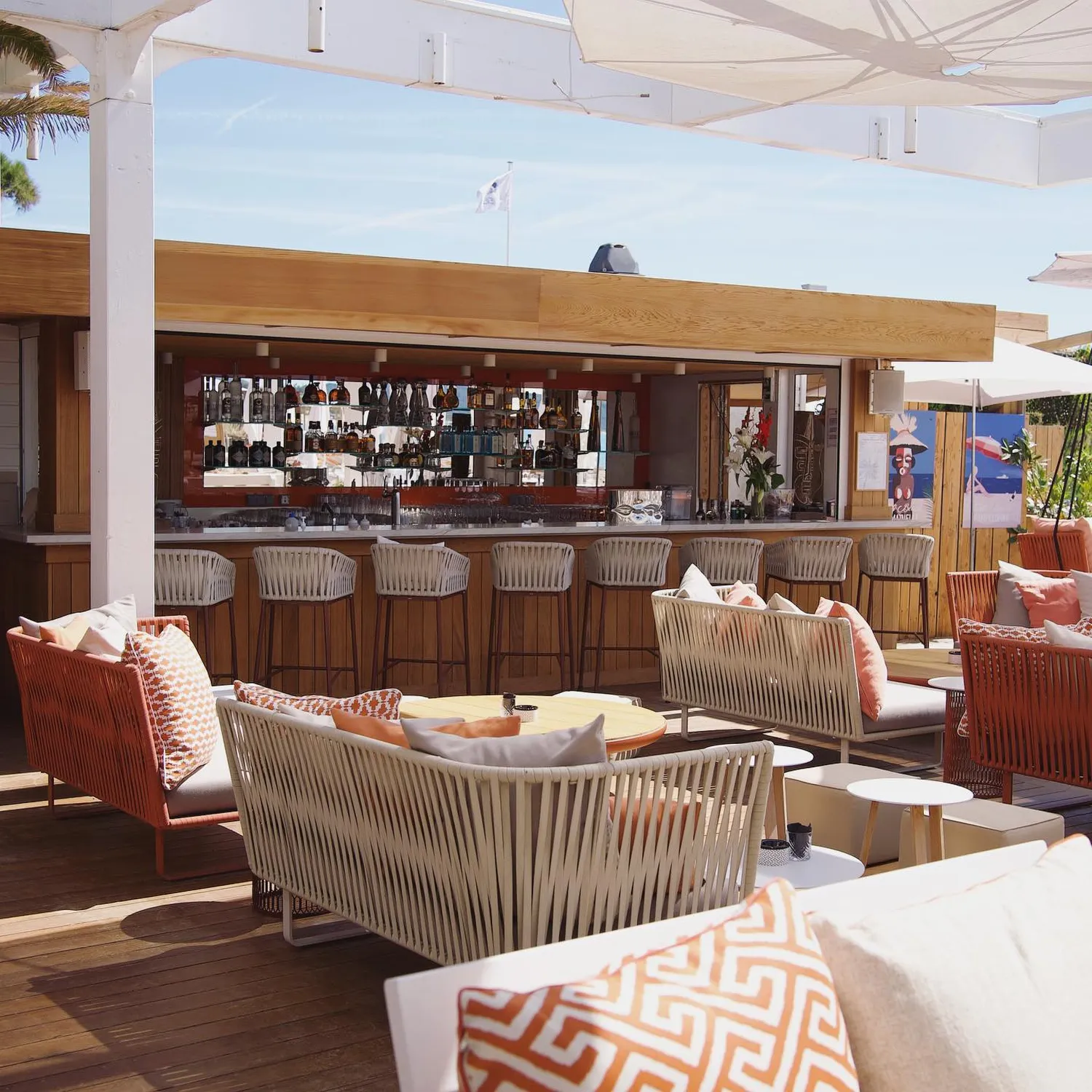Tahiti Beach restaurant Saint-Tropez
